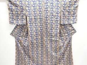 未使用品　花に蝶模様小紋着物